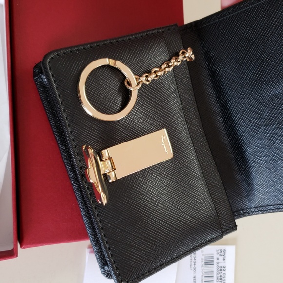 NWT Salvatore Ferragamo Black Nero Key Card Holder - Picture 4 of 8